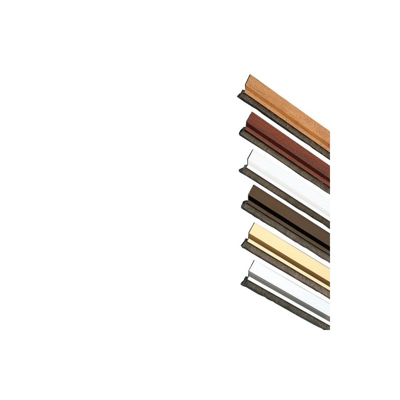 AMIG 10422  
 Burlete 2  
 820 mm  
 Aluminio  
 Negro