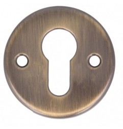 AMIG 13470  
 Bocallave 22  
 Ø58 mm  
 Latón  
 Cuero