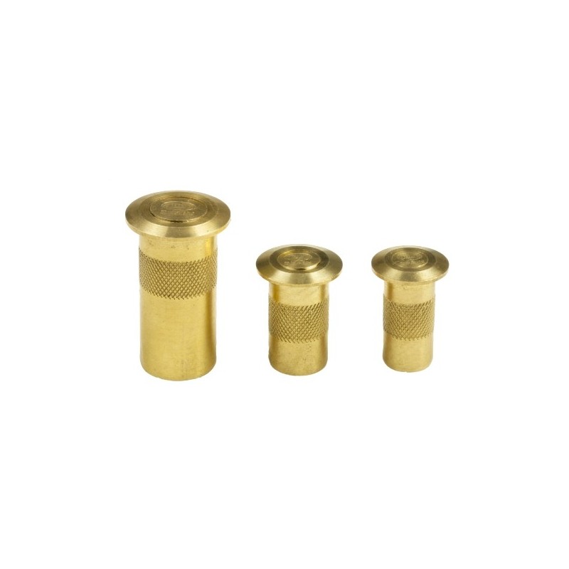 AMIG 14209  
 Soporte embutir 100  
 Ø14 x 27 mm  
 Latón  
 Mate