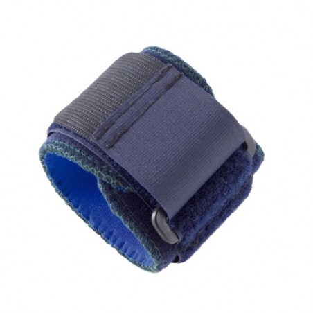 AMIG 14517  
 Muñequera con tensor 18420  
 Neopreno  
 Azul