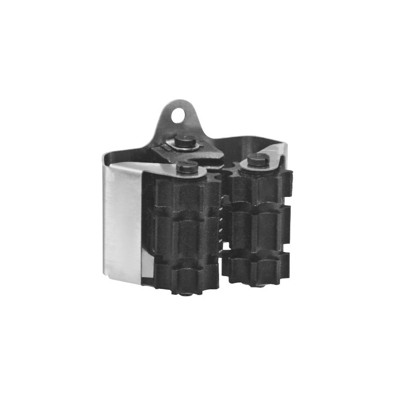 AMIG 18758  
 Cuelga escobas 760  
 35 x 52 x 42 mm  
 Acero inoxidable  
 Inoxidable