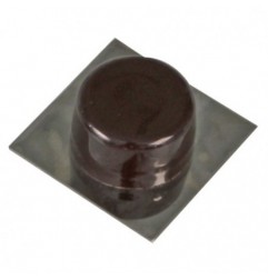 AMIG 18920  
 Tope puerta 405  
 45 x 45 mm  
 Plástico  
 Marrón