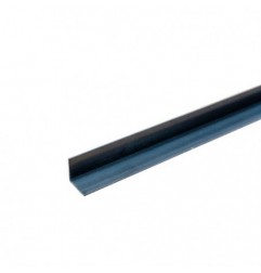 AMIG 20852  
 Ángulo lados iguales PVC  
 15 x 15 mm  
 PVC  
 Negro