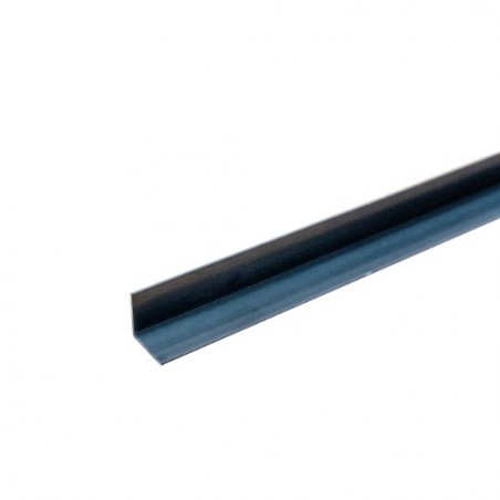 AMIG 20868  
 Ángulo lados iguales PVC  
 25 x 25 mm  
 PVC  
 Negro