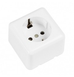 AMIG 21186  
 Base Schuko de sobreponer 385  
 60 x 60 mm  
 Policarbonato  
 Blanco