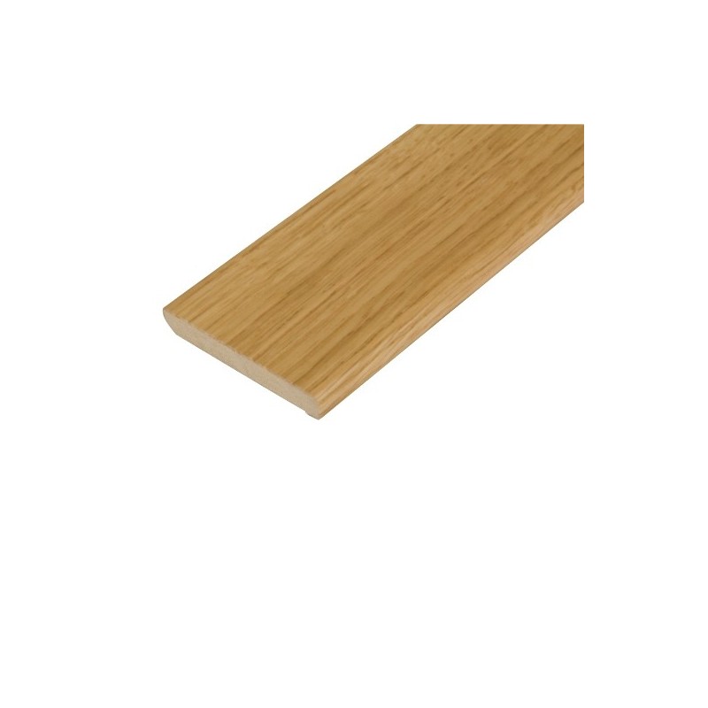 AMIG 21607  
 Rodapié de MDF y chapa natural  
 70 x 10 mm  
 MDF  
 Roble