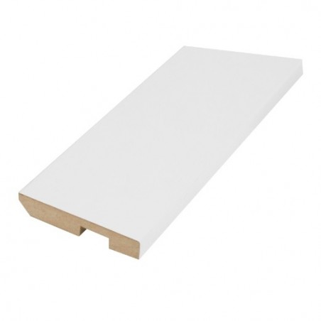 AMIG 21614  
 Rodapié de MDF y melamina  
 70 x 10 mm  
 MDF  
 Prelacado blanco