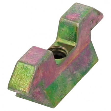 AMIG 22665  
 Gancho en S 3900  
 Zamak  
 Bicromatado
