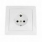 AMIG 23188  
 Base de empotrar 4540  
 85 x 85 mm  
 Policarbonato  
 Blanco