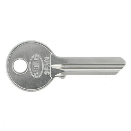 AMIG 23207  
 Llave 6300  
 Latón  
 Niquelado