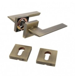 AMIG 23739  
 Manilla con roseta + bocallaves ZAHORA  
 51 x 51 mm  
 Zamak  
 Cuero
