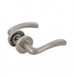AMIG 24028  
 Manilla con roseta MIKA  
 Ø52 mm  
 Aluminio  
 Níquel cepillado