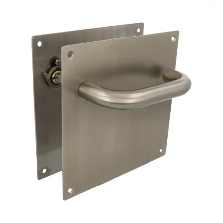 AMIG 24037  
 Manilla con placa 3C AMHYG  
 180 x 180 mm  
 Acero inoxidable 18/8  
 Mate