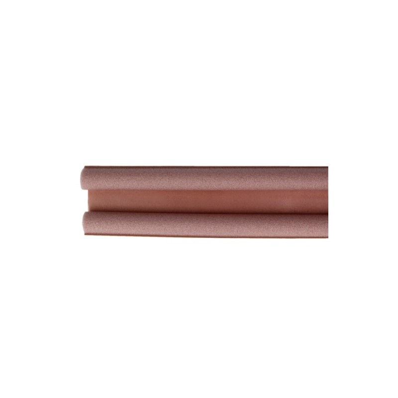 AMIG 24137  
 Burlete 8  
 1000 mm  
 Polietileno  
 Marrón