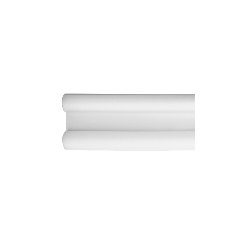 AMIG 24667  
 Burlete 8  
 1000 mm  
 Polietileno  
 Blanco