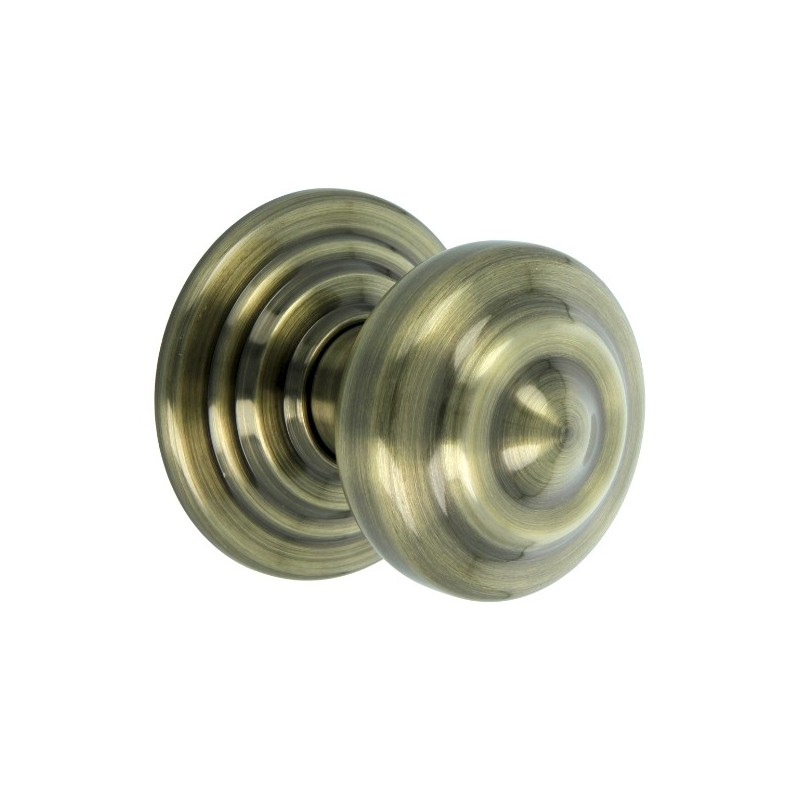 AMIG 24671  
 Pomo puerta de entrada 51  
 Ø70 mm  
 Latón  
 Cuero