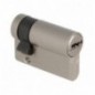 AMIG 24803  
 Cilindro 10000S  
 45 (35-10)  
 Latón  
 Cromado mate