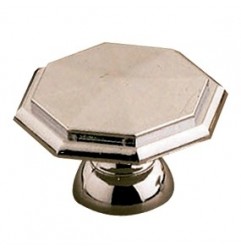 AMIG 3957  
 Pomo octogonal 62  
 Ø35 x 22 mm  
 Zamak  
 Cromado brillo