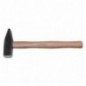 TOTAL 40233  
 Martillo cerrajero THTW71300  
 300 gr  
 Mango madera