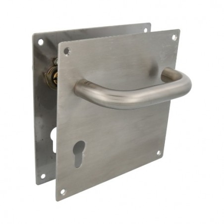 AMIG 5927  
 Manilla con placa 3CB  
 180 x 180 mm  
 Acero inoxidable 18/8  
 Mate