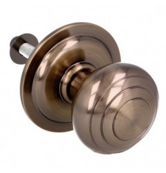 AMIG 6262  
 Pomo puerta de entrada 14  
 Ø61 mm  
 Latón  
 Cuero