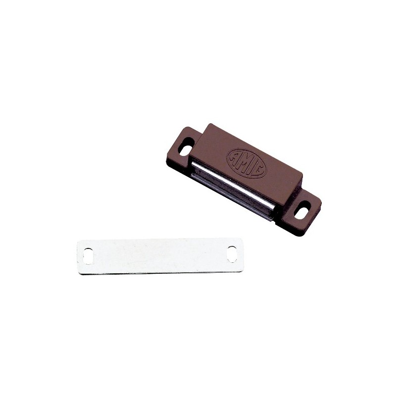 AMIG 724 10  
 56 x 15 mm  
 Plástico  
 Marrón