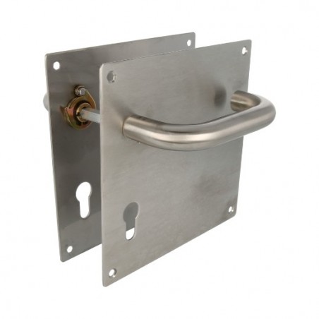 AMIG 7457  
 Manilla con placa 3CB  
 180 x 180 mm  
 Acero inoxidable 18/8  
 Mate