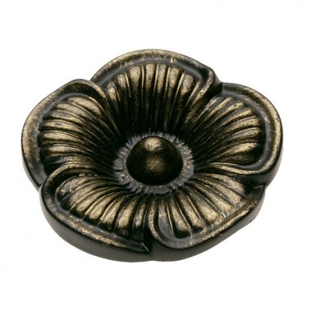 AMIG 7932  
 Rosetón 540  
 60 mm  
 Zamak  
 Oro viejo