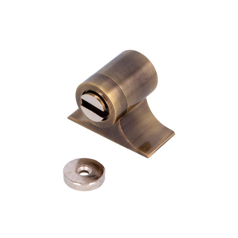 AMIG 8386  
 Tope puerta magnético 701  
 55 x 44 mm  
 Zamak  
 Cuero