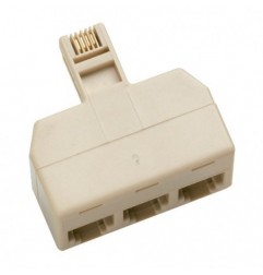 AMIG 8514  
 Distribuidor telefónico triple 3002  
 Policarbonato  
 Blanco marfil