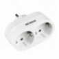 AMIG 8562  
 Adaptador schuko de 2 vías 3209  
 76 x 93 x 50 mm  
 Policarbonato  
 Blanco