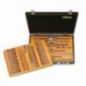 446/C110 Surtido de 105 machos y terrajas de acero cromado y 5 accesorios de roscado métrico, en caja de madera